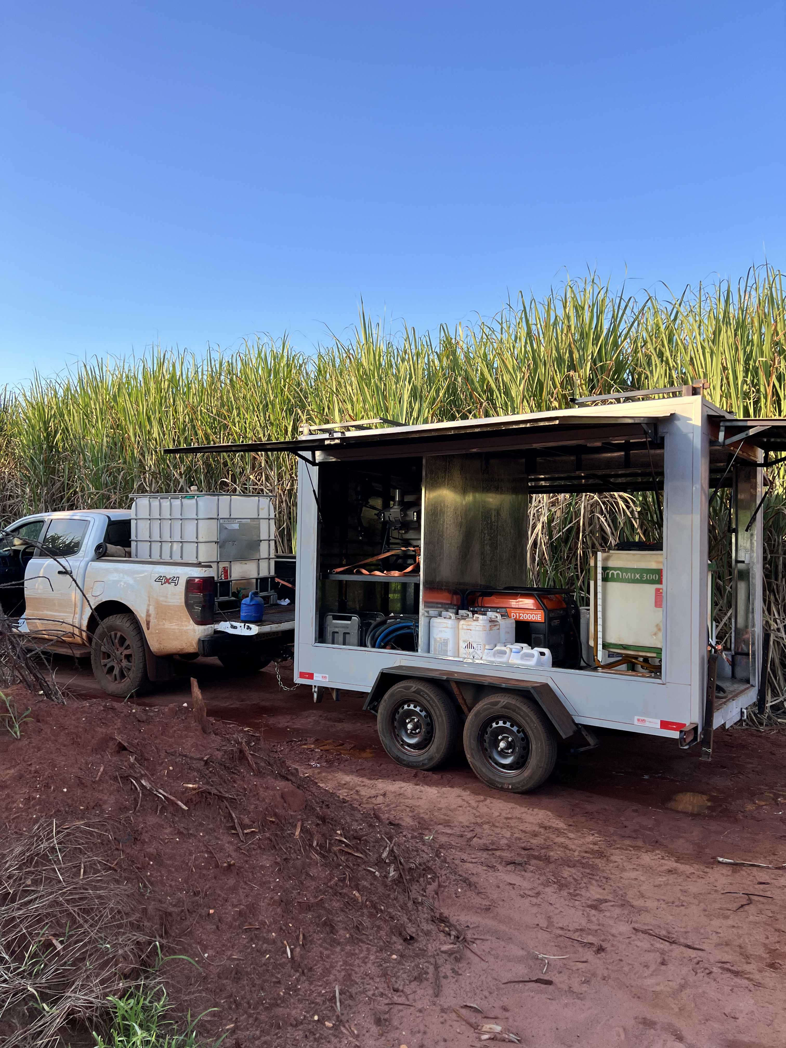 Operação com drone agrícola da M2 Drones Agrícolas — serviços de precisão no agronegócio
